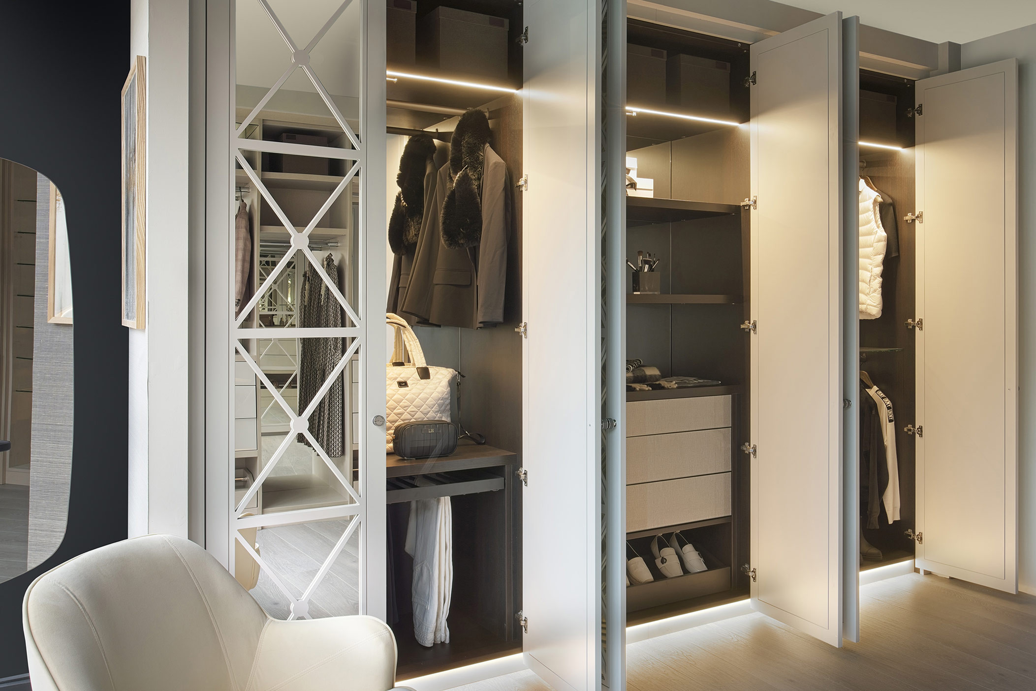 Wardrobe-doors-open